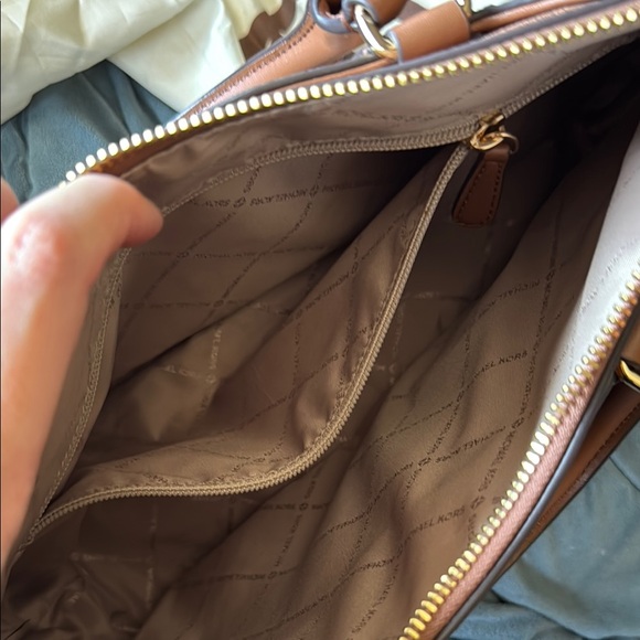 Michael Kors Signature Brown Shoulder Bag - Picture 3 of 3